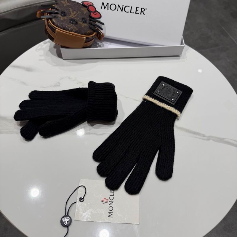 Moncler gloves 08 (2)