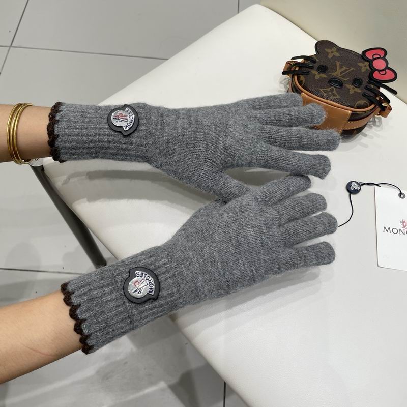 Moncler gloves 46 (3)