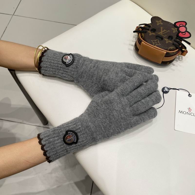 Moncler gloves 46 (4)
