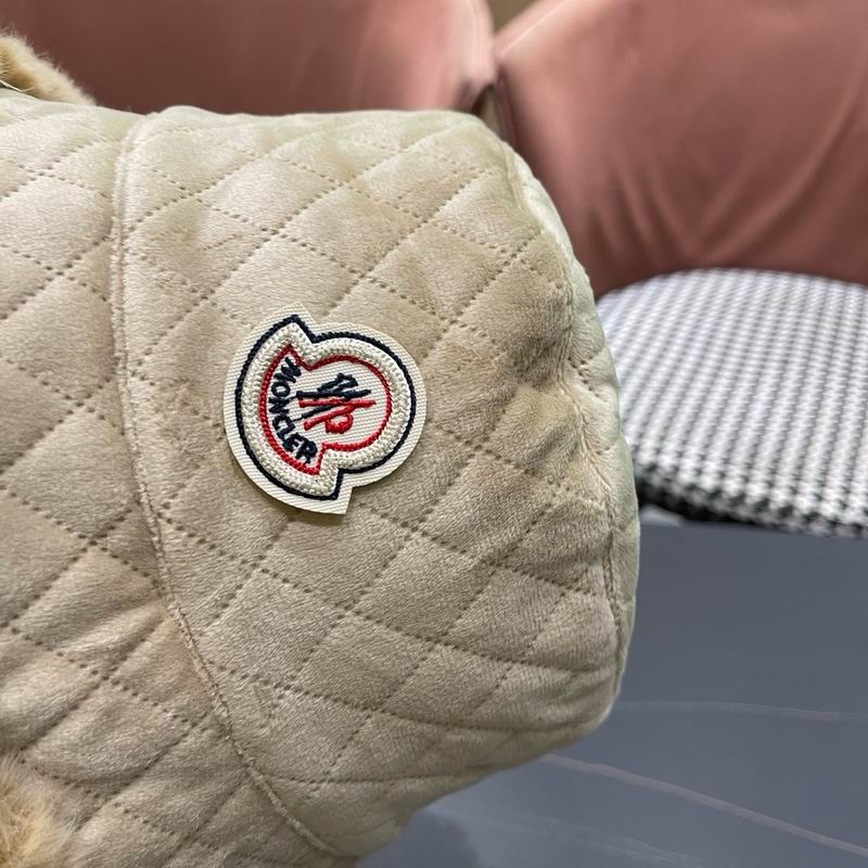 Moncler hat (1481)