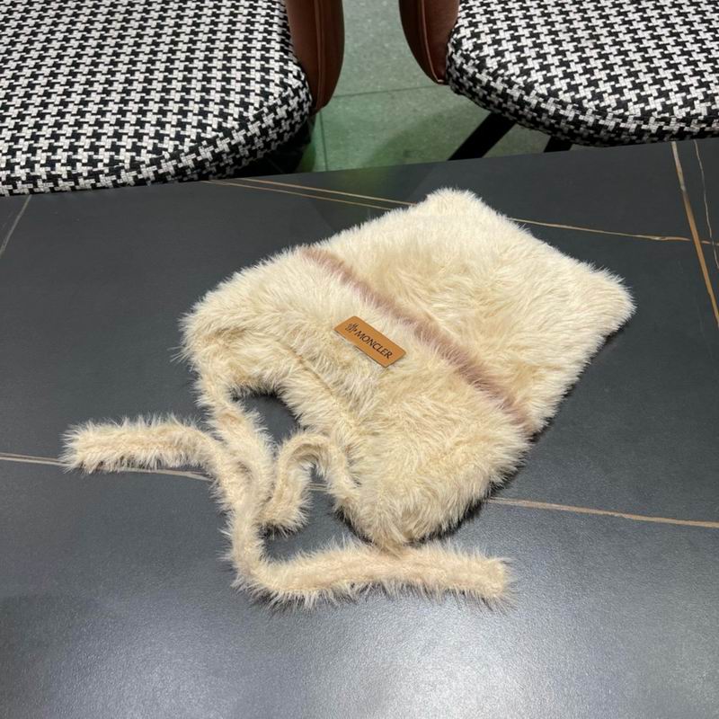 Moncler hat (1507)