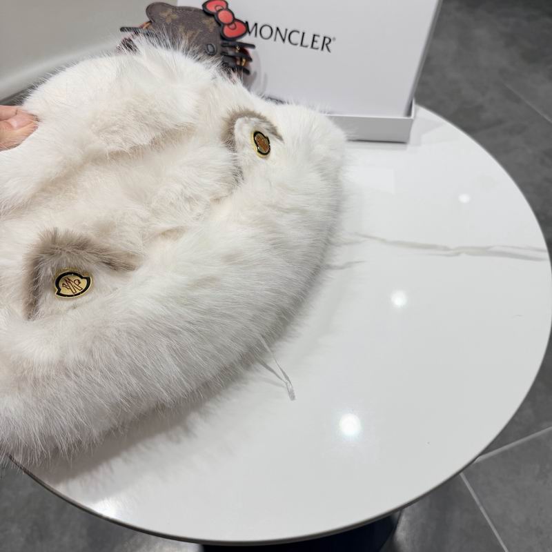 Moncler hat (167)