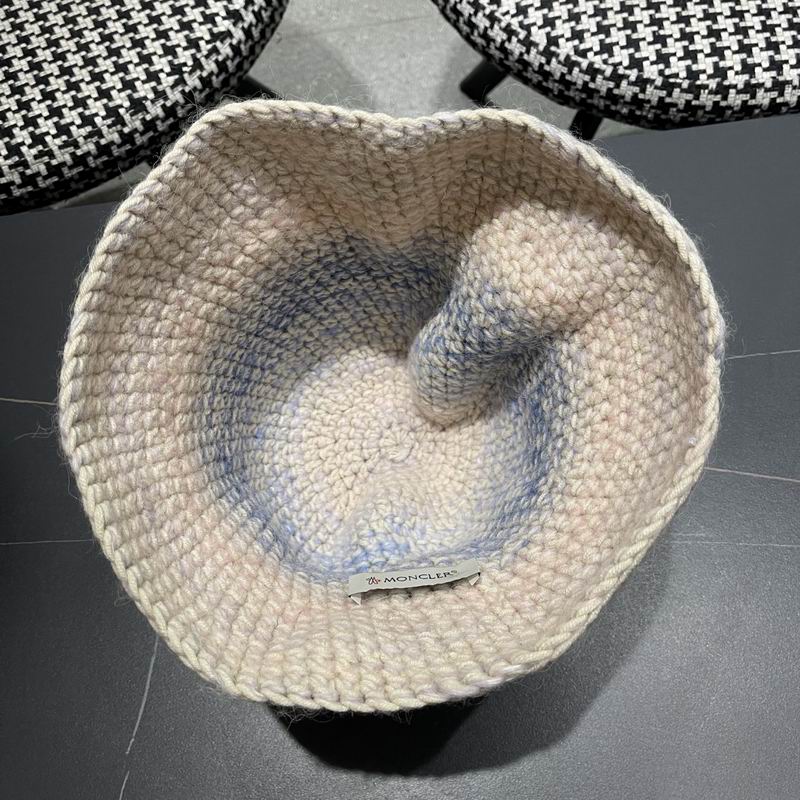 Moncler hat (598)