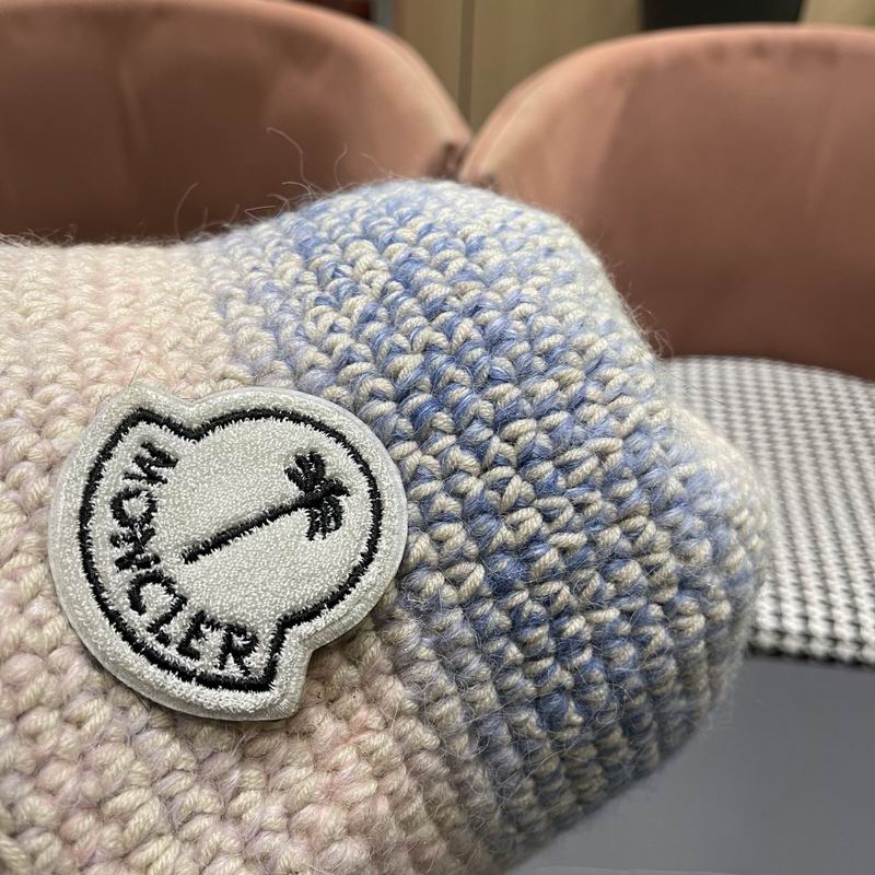 Moncler hat (599)