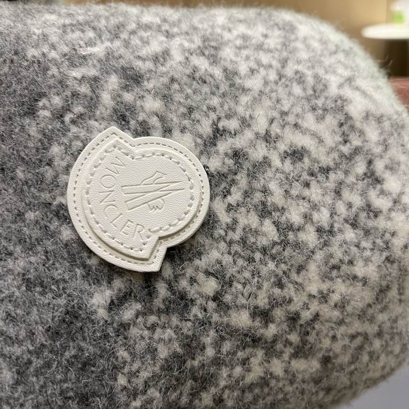 Moncler hat (677)