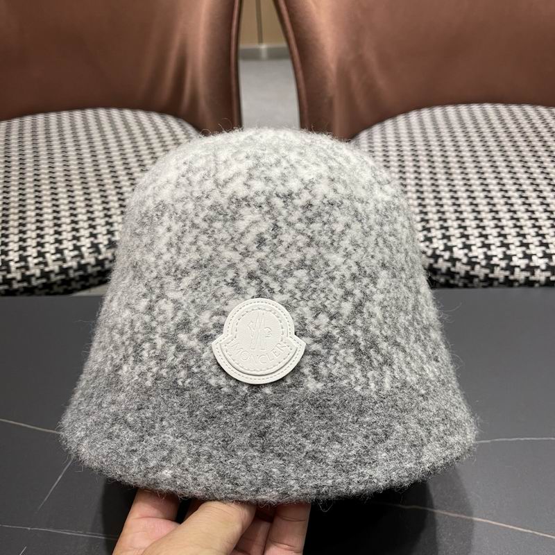 Moncler hat (678)