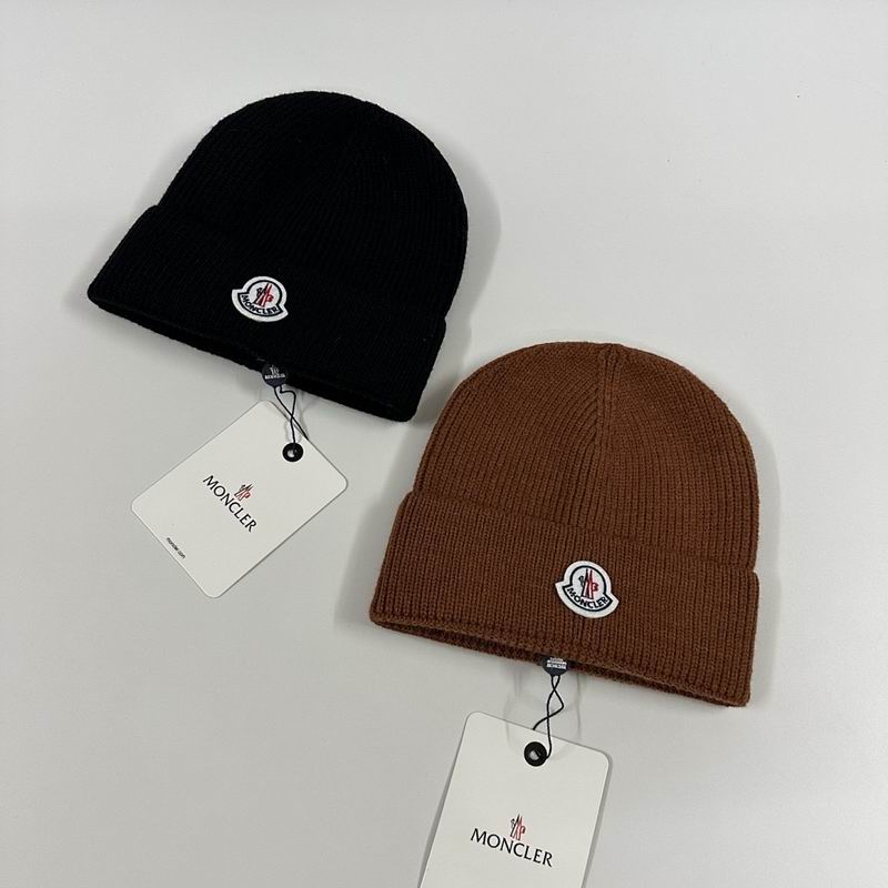 Moncler hat hm (1)