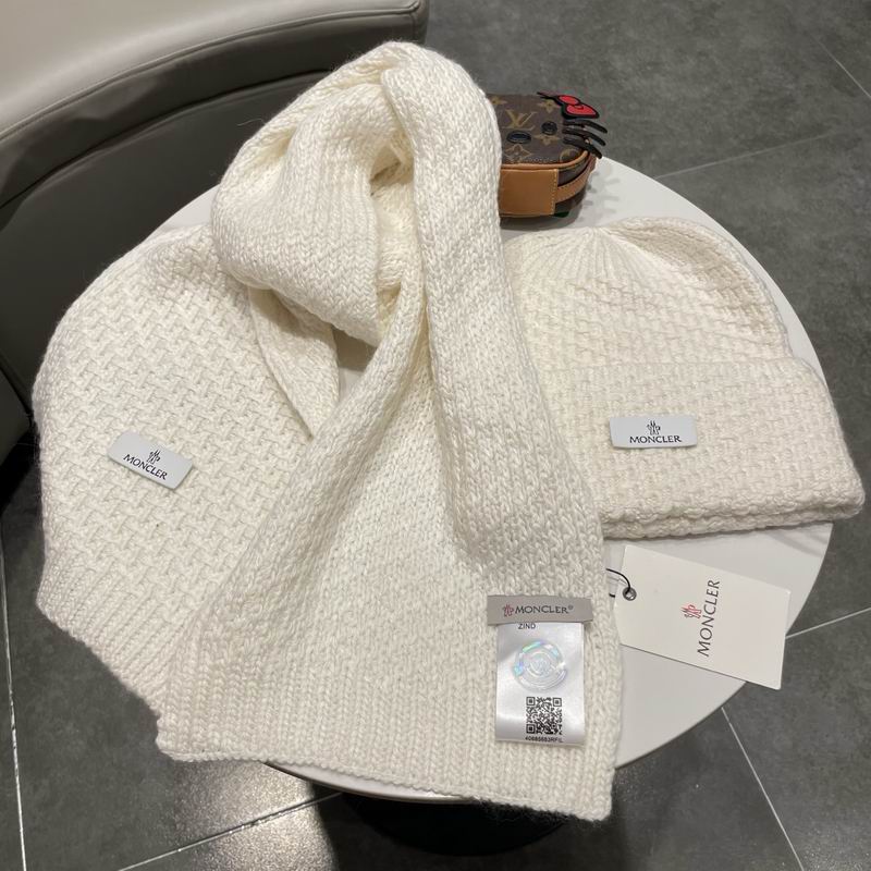 Moncler scarf hat (448)