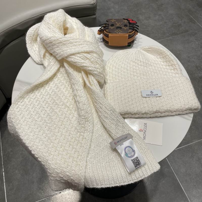 Moncler scarf hat (449)