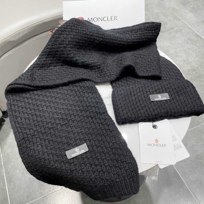 Moncler scarf hat (460)