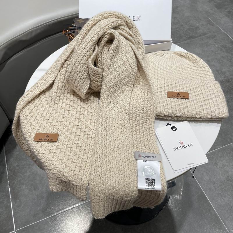 Moncler scarf hat (482)