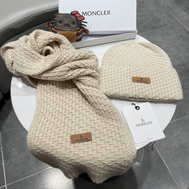 Moncler scarf hat (483)