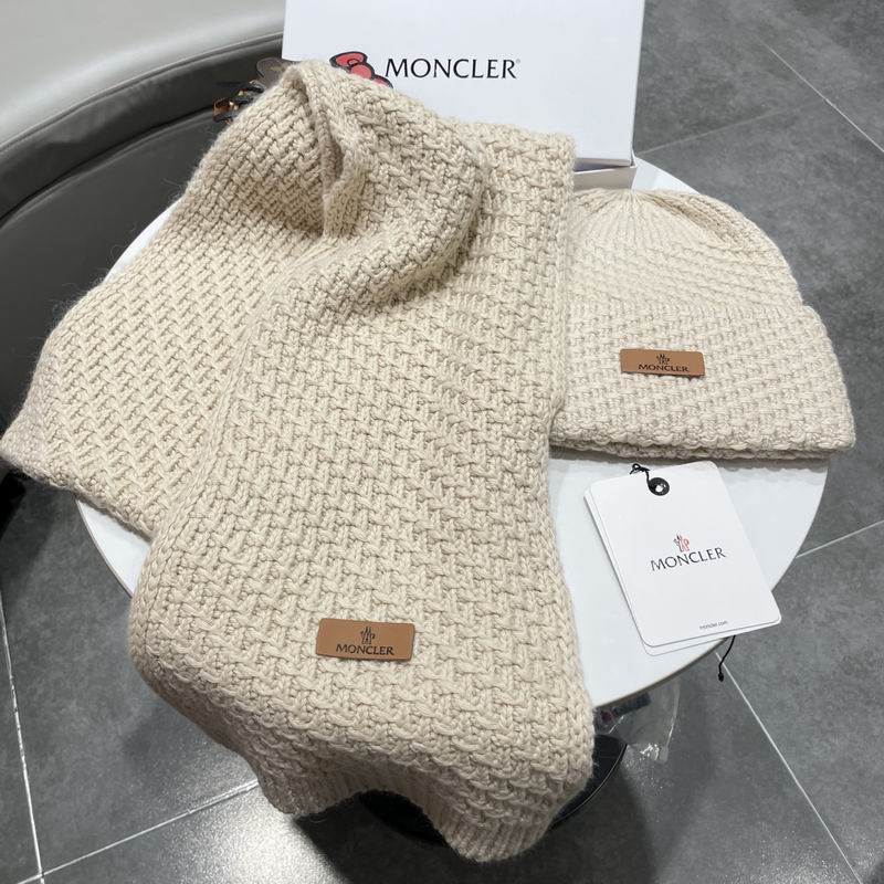 Moncler scarf hat (486)