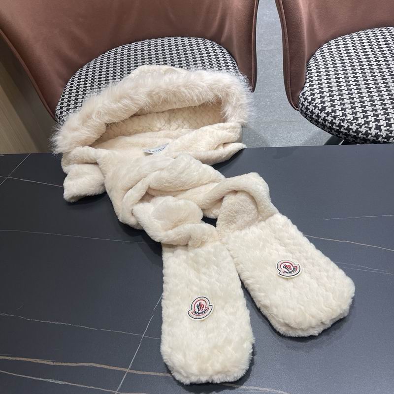 Moncler scarf hat (689)