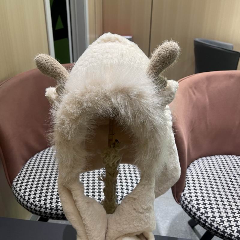 Moncler scarf hat (691)