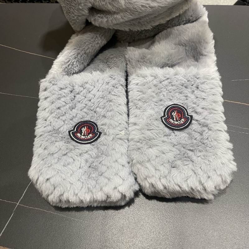 Moncler scarf hat (710)