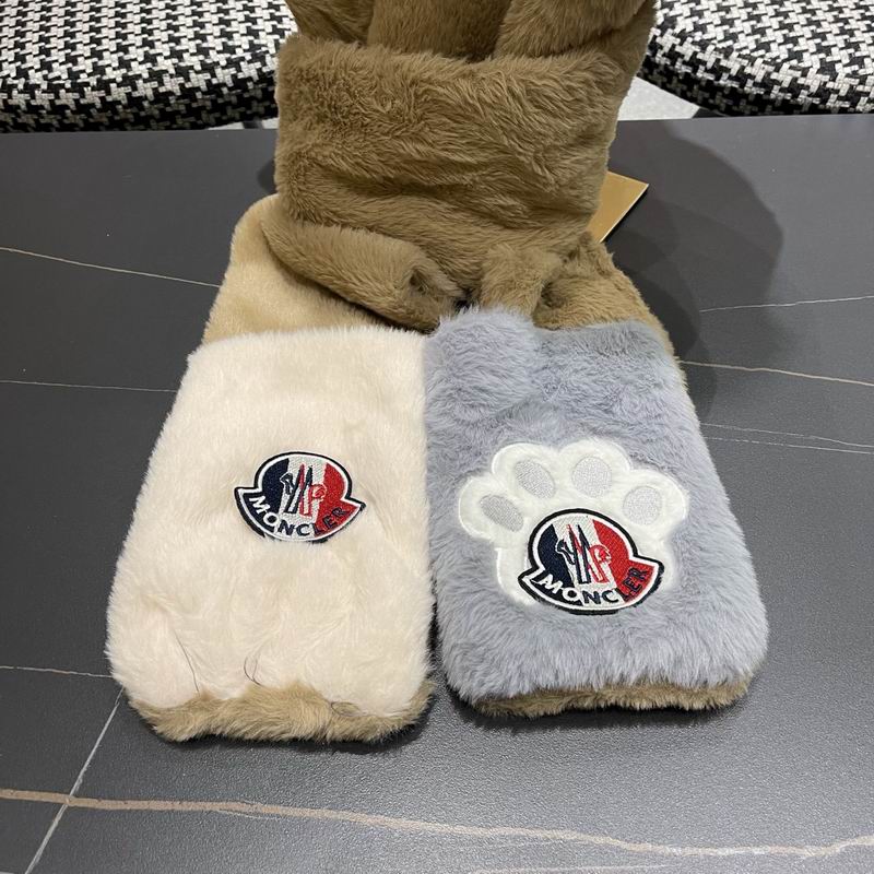 Moncler scarf hat (732)