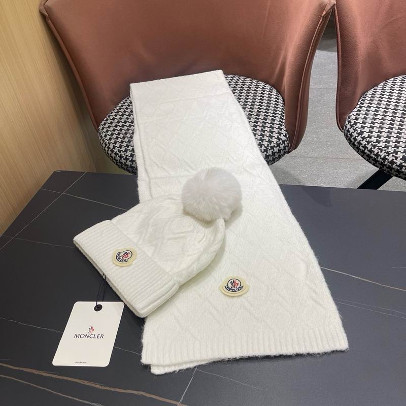 Moncler scarf hat (834)