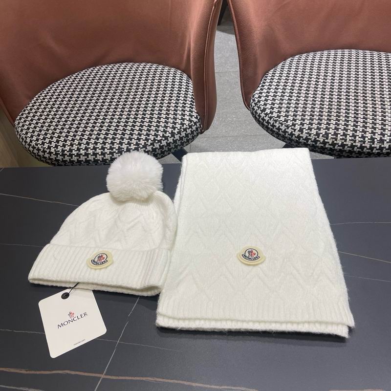 Moncler scarf hat (837)