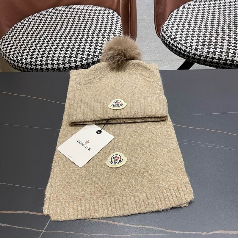 Moncler scarf hat (851)