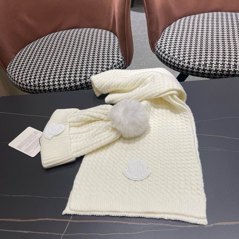 Moncler scarf hat (862)