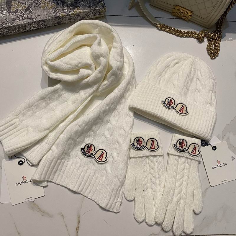 Moncler scarf hat gloves hm (24)