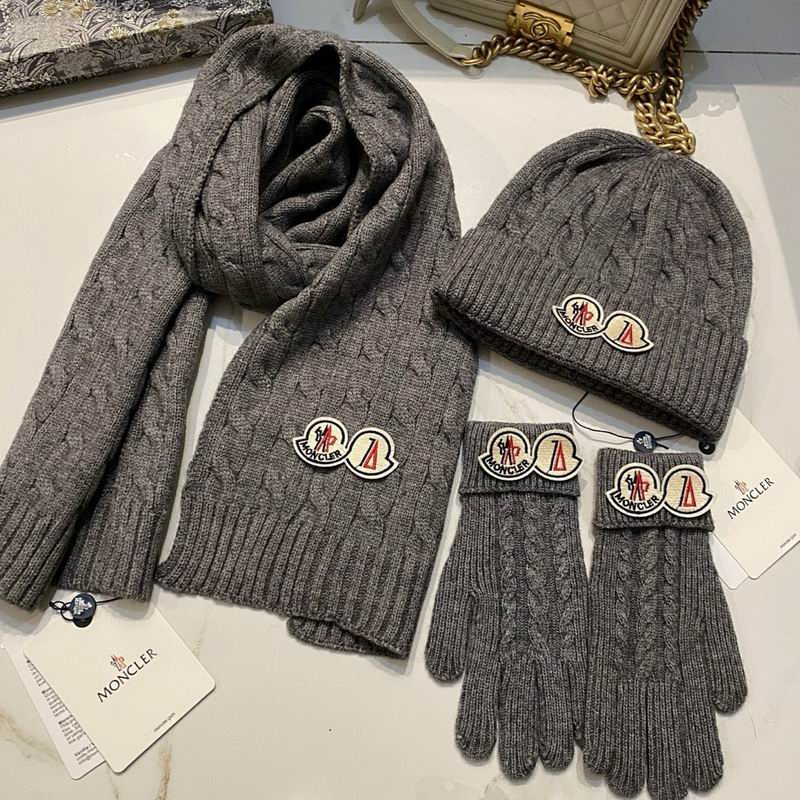 Moncler scarf hat gloves hm (27)
