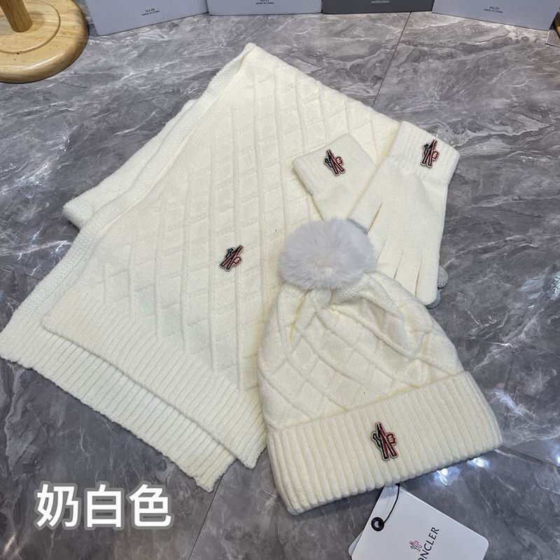Moncler scarf hat gloves hm (31)