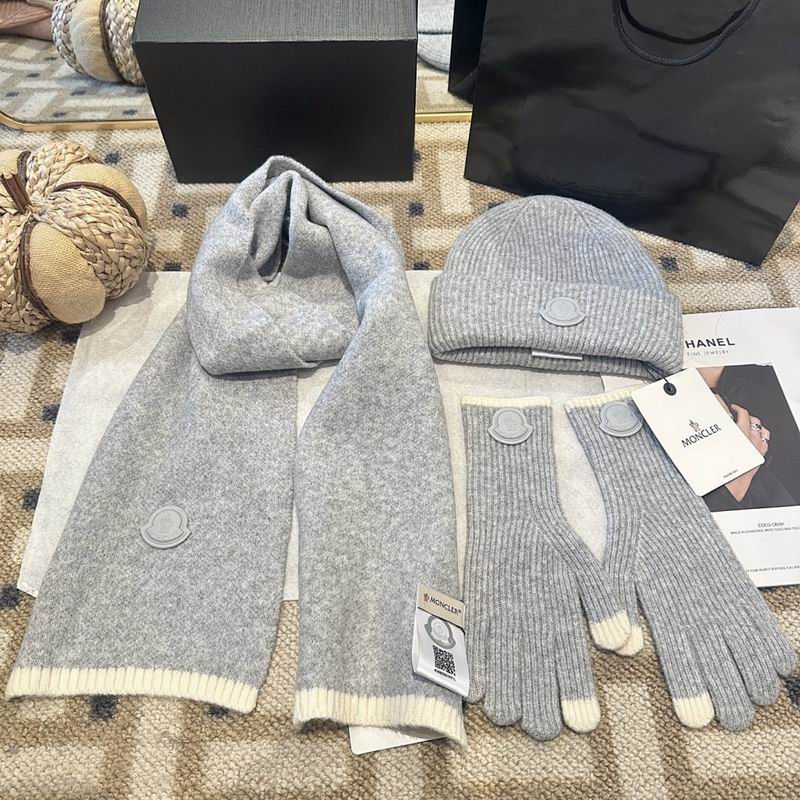 Moncler scarf hat gloves hm (8)