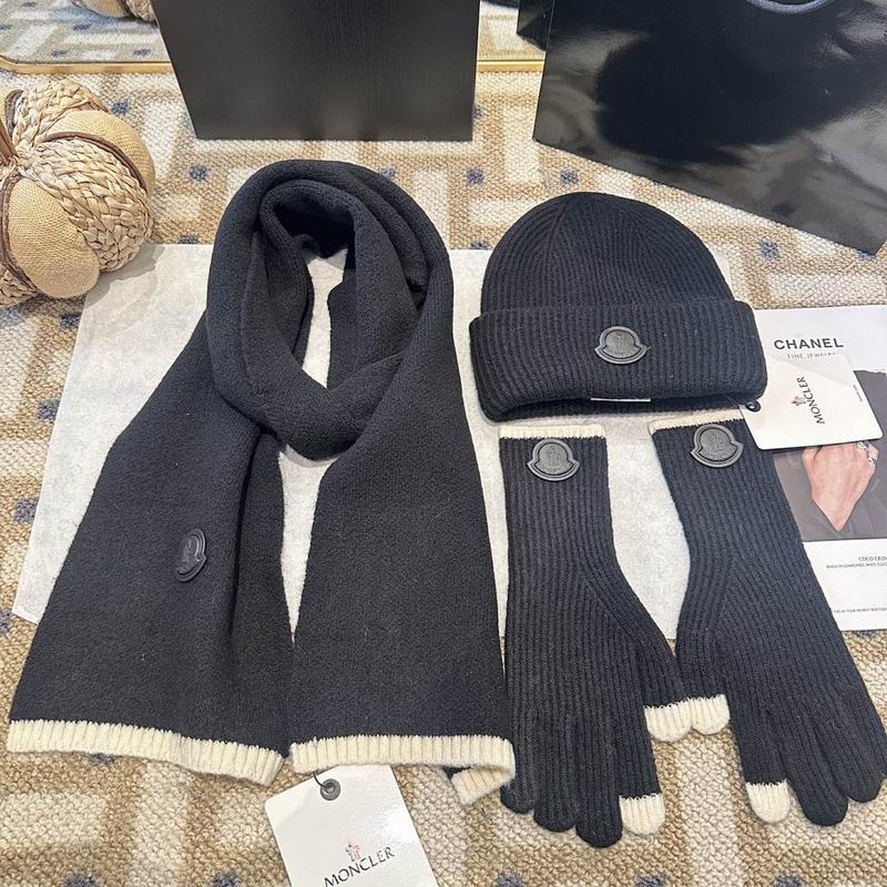 Moncler scarf hat gloves hm (9)