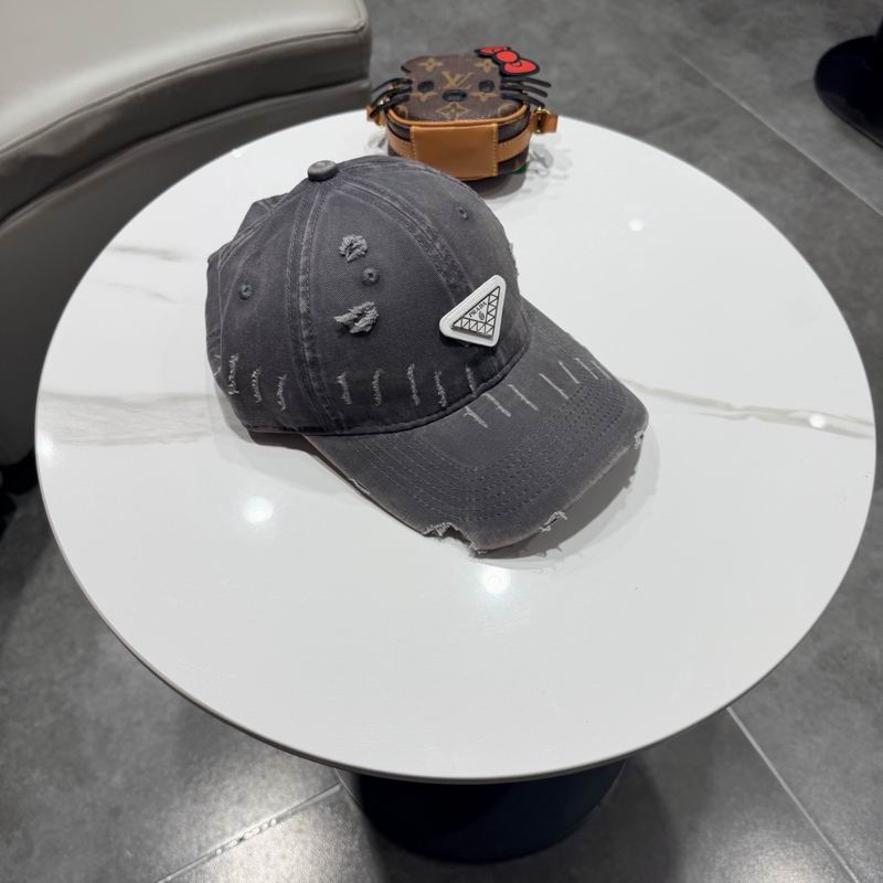 Prada Cap (472)