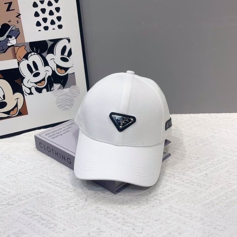 Prada Cap (999)
