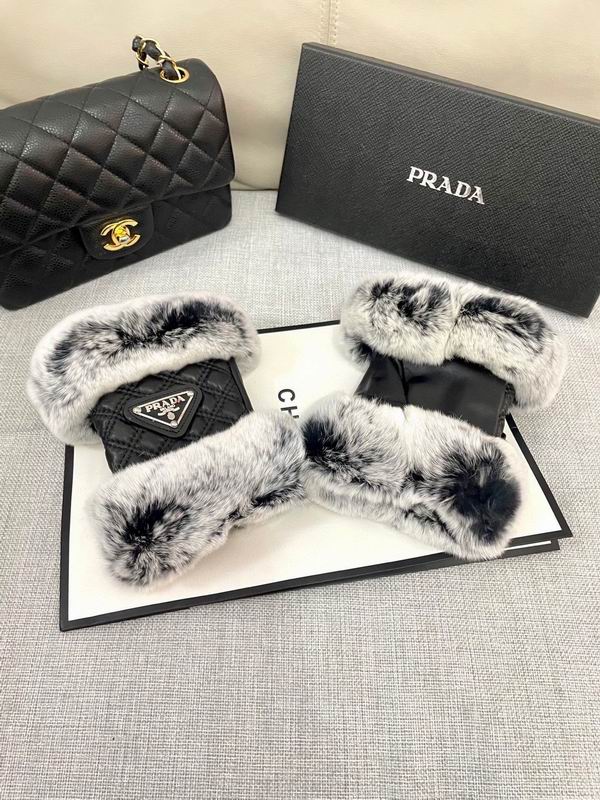 Prada Gloves 64 (10)