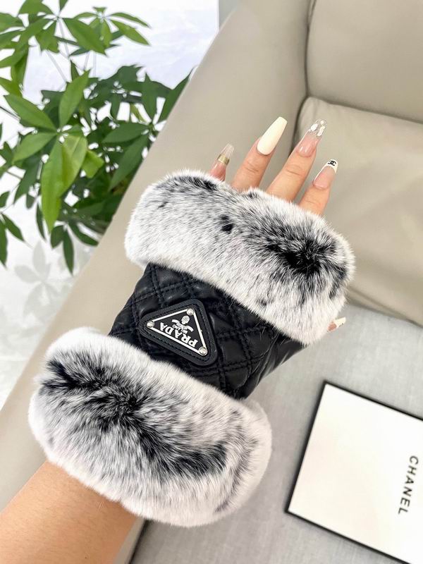 Prada Gloves 64 (6)