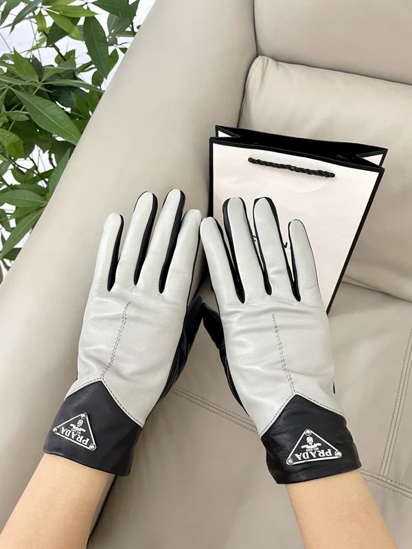 Prada Gloves L 69 (15)