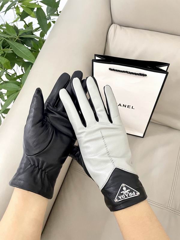 Prada Gloves L 69 (17)