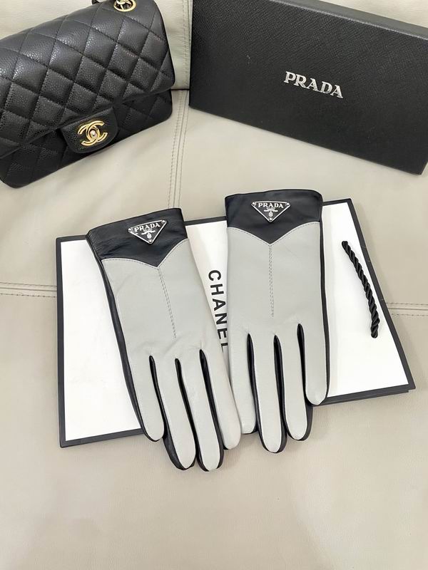 Prada Gloves L 69 (24)