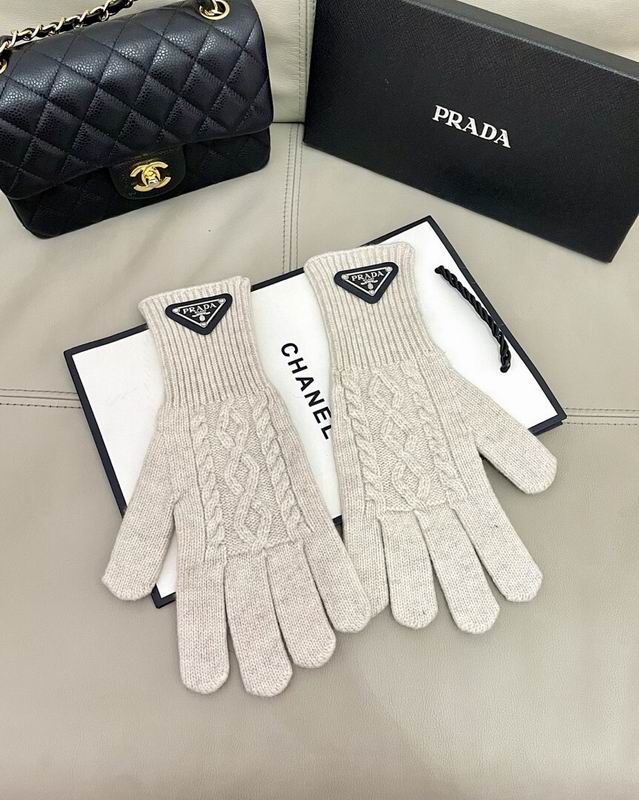 Prada Gloves hm (12)