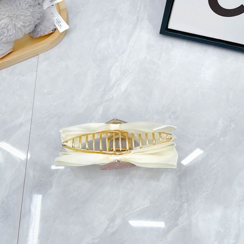 Prada Hair Grab Clip dx (44)
