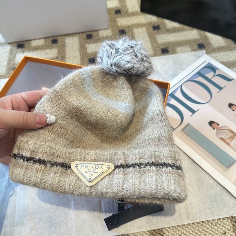 Prada Hat (1597)