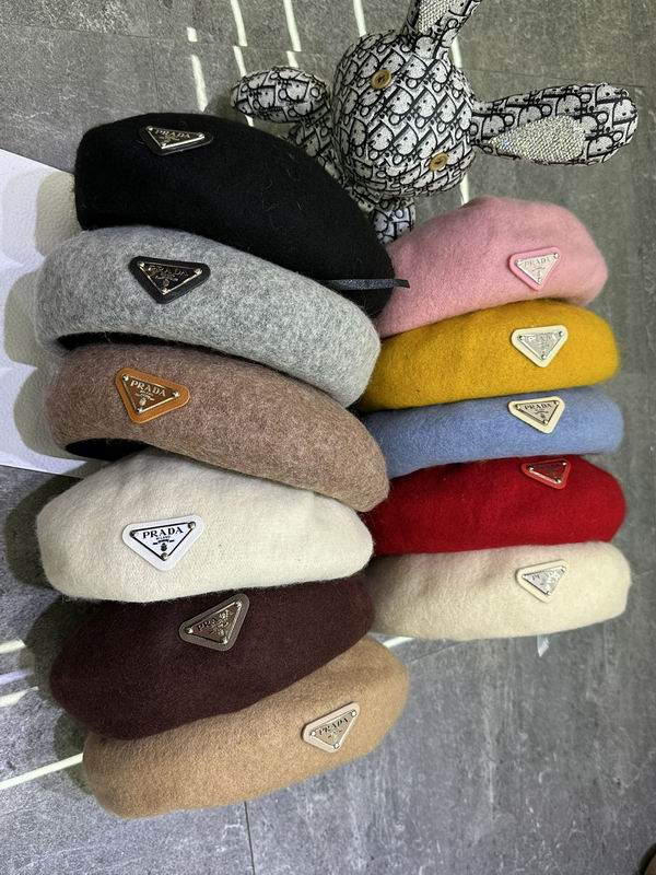 Prada beret dx (65)
