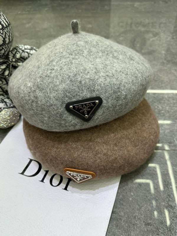 Prada beret dx (69)