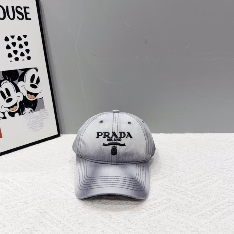 Prada cap (102)