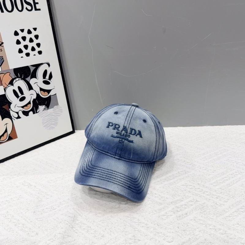 Prada cap (105)