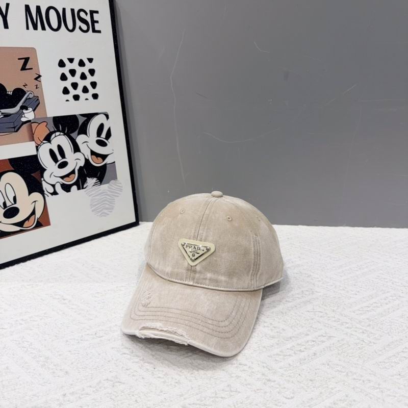 Prada cap (114)