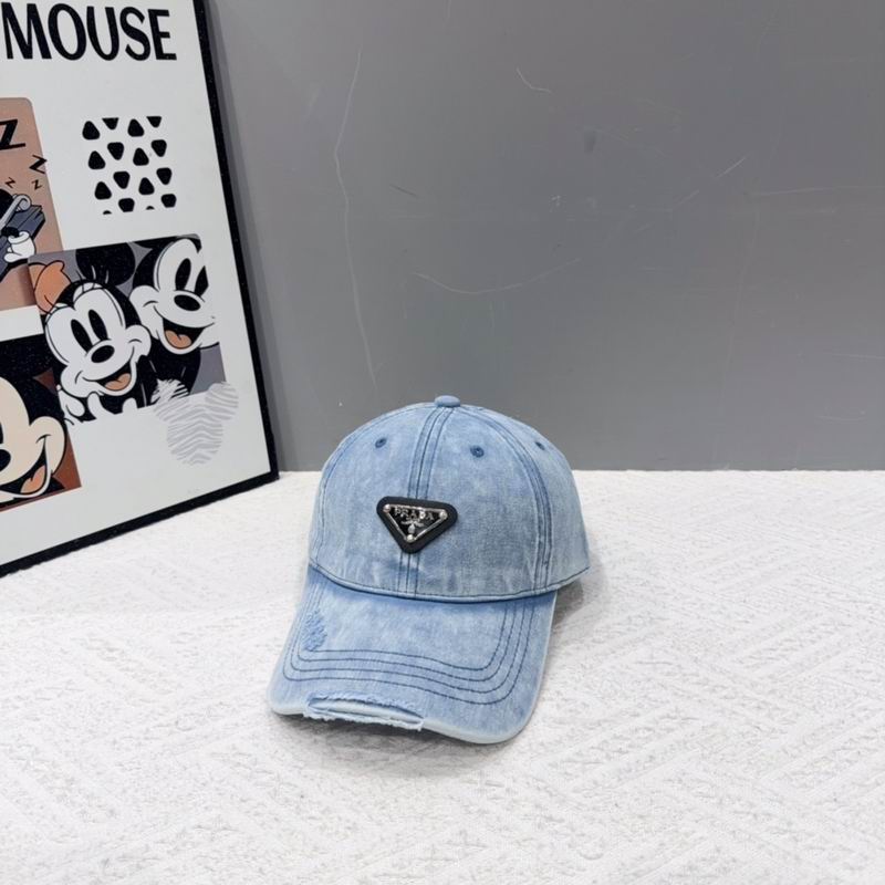 Prada cap (115)