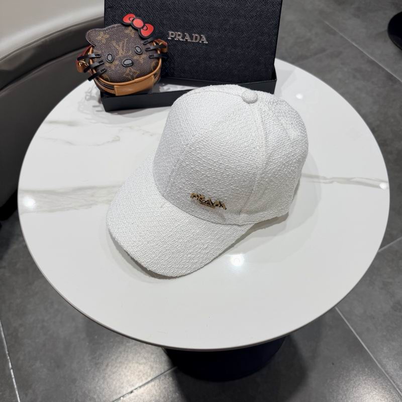 Prada cap (1374)