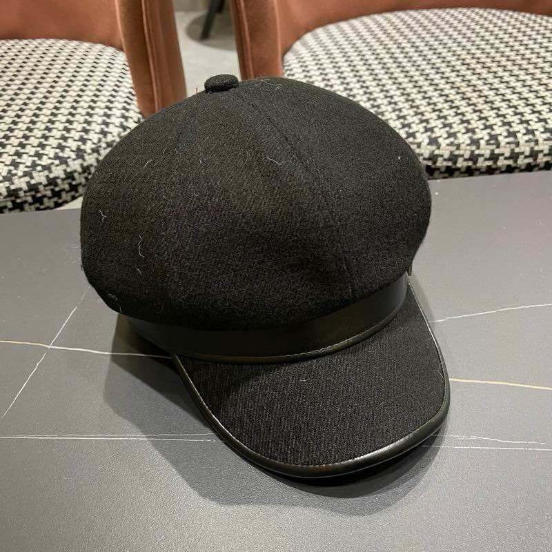 Prada cap (186)