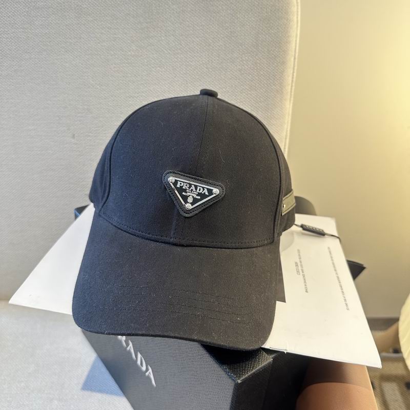 Prada cap (282)