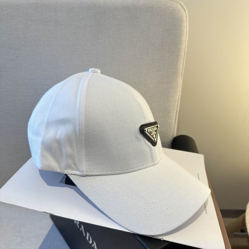 Prada cap (299)